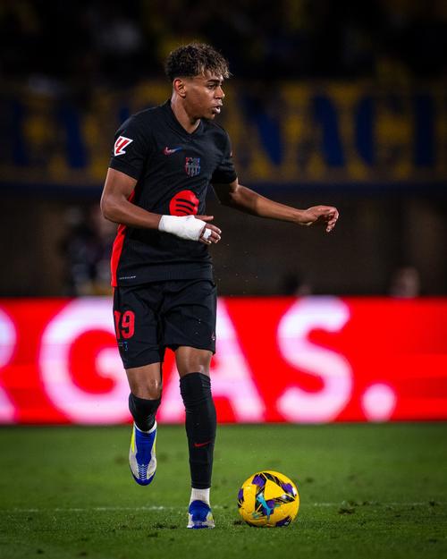 六台：赫伊森没有伤病问题，可以随皇马出战埃尔切（六台：赫伊森已无伤病困扰，将随皇马出战埃尔切）