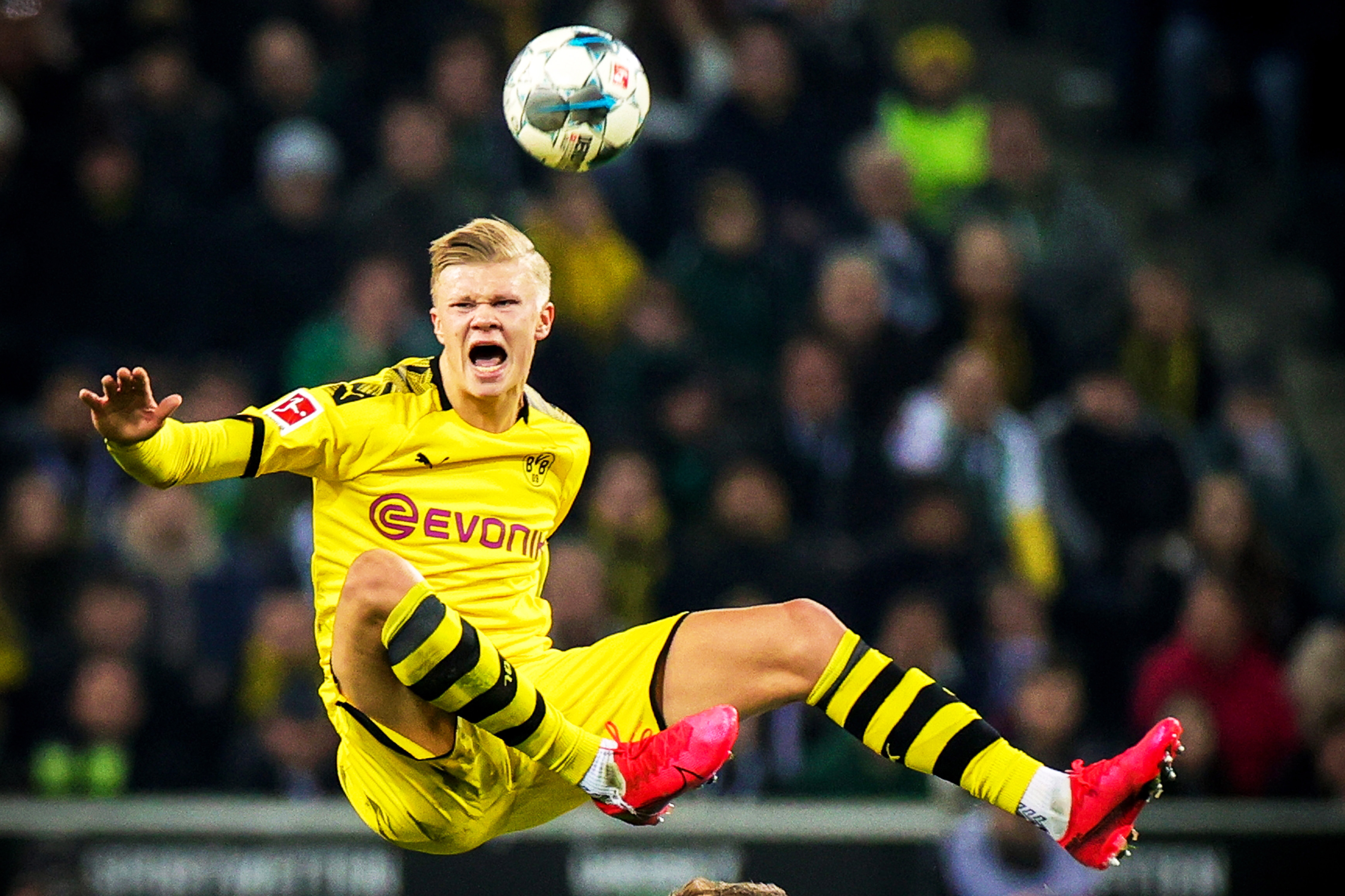 日职半场：图里奥抽射破门，京都不死鸟1-0神户胜利船（J1半场：图里奥抽射建功，京都不死鸟1-0领先神户胜利船）