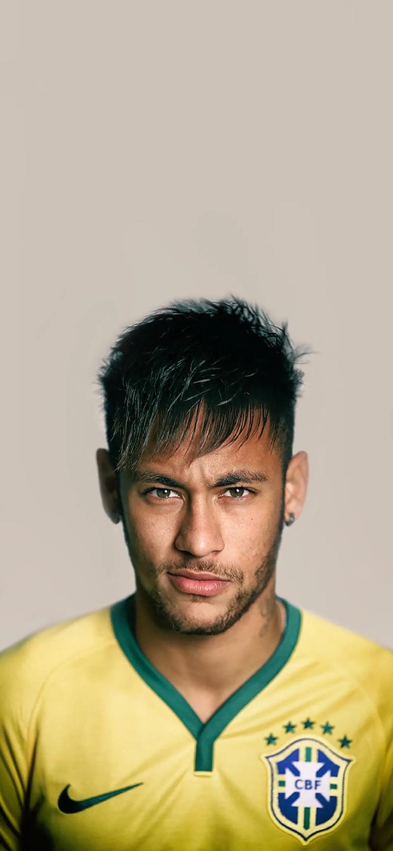 赖因德斯全场数据：2射2正进1球，传球成功率92.6%（赖因德斯全场表现：2次射门2次射正打入1球，传球成功率92.6%）